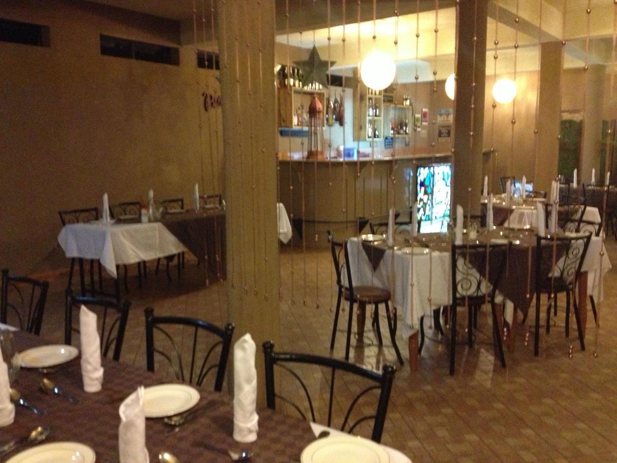 Ikweta Country Inn Maua Kaathene ภายนอก รูปภาพ